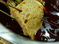 钟楼街吃瓜,探寻老街美食风情