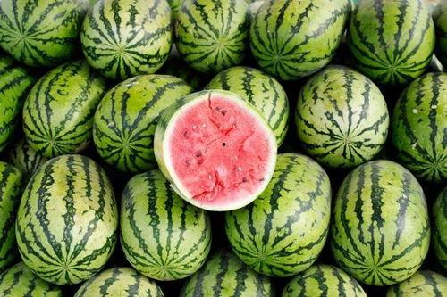 今天有什么大瓜吃吗,揭秘娱乐圈最新大瓜，精彩纷呈等你来吃！