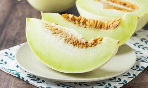 重庆玉玉吃瓜,揭秘网络红人的日常生活