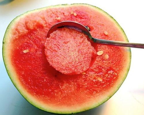 淄博周村吃瓜事件,一场引发热议的街头美食风波