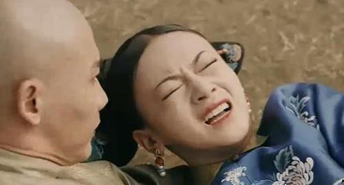 老宋拉着木木吃瓜,老宋与木木的夏日吃瓜时光