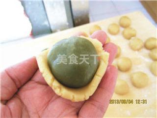 欢欢吃月饼哈密瓜